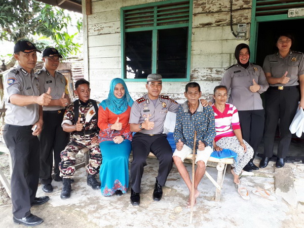 Tim Barokah Polresta Kunjungi Rumah Yunus, Penderita Tunanetra